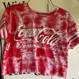 Cropped distressed tee